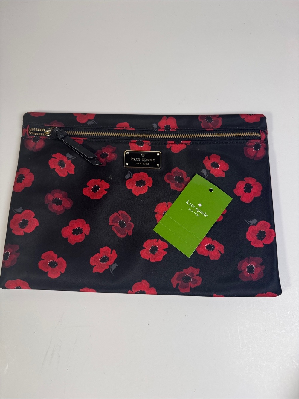 Kate Spade Wilson Road Mini Poppy Large‎ Drewe Bag Clutch
Pouch